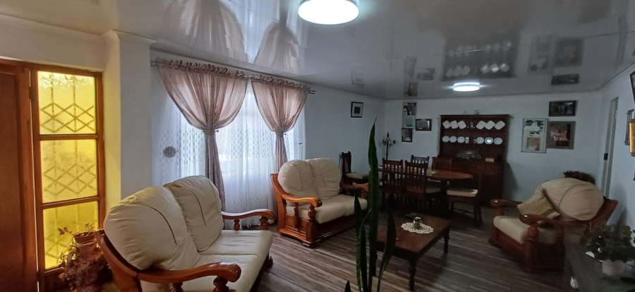 To Let 3 Bedroom Property for Rent in Bakenpark Free State